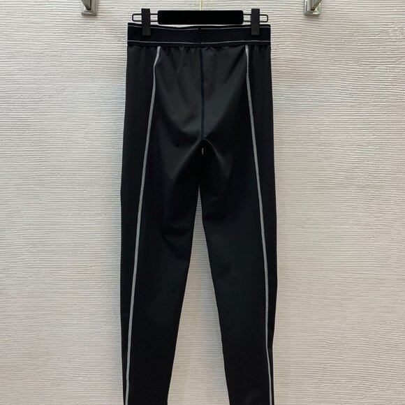 ALO Yago sports set includes top and leggings Sz M - Picture 5 of 8